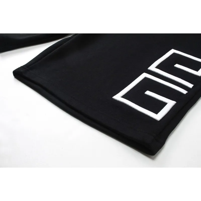 Givenchy Shorts G0305