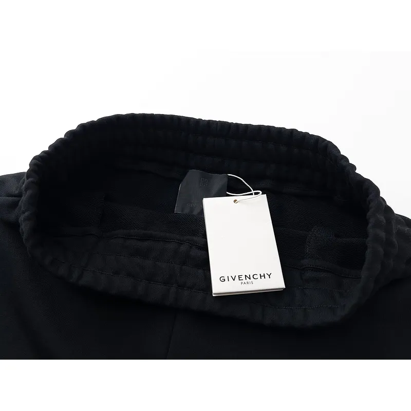 Givenchy Shorts G0307