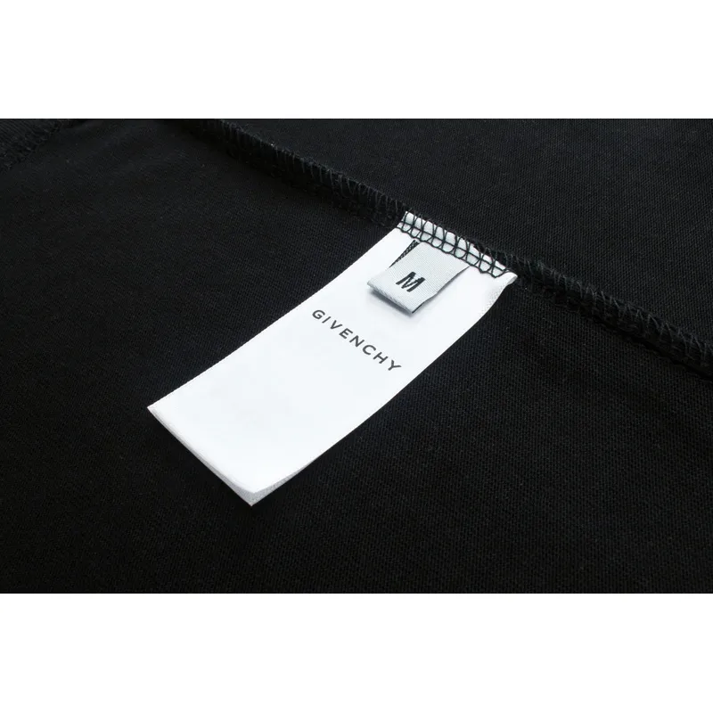 Givenchy Shorts G0312