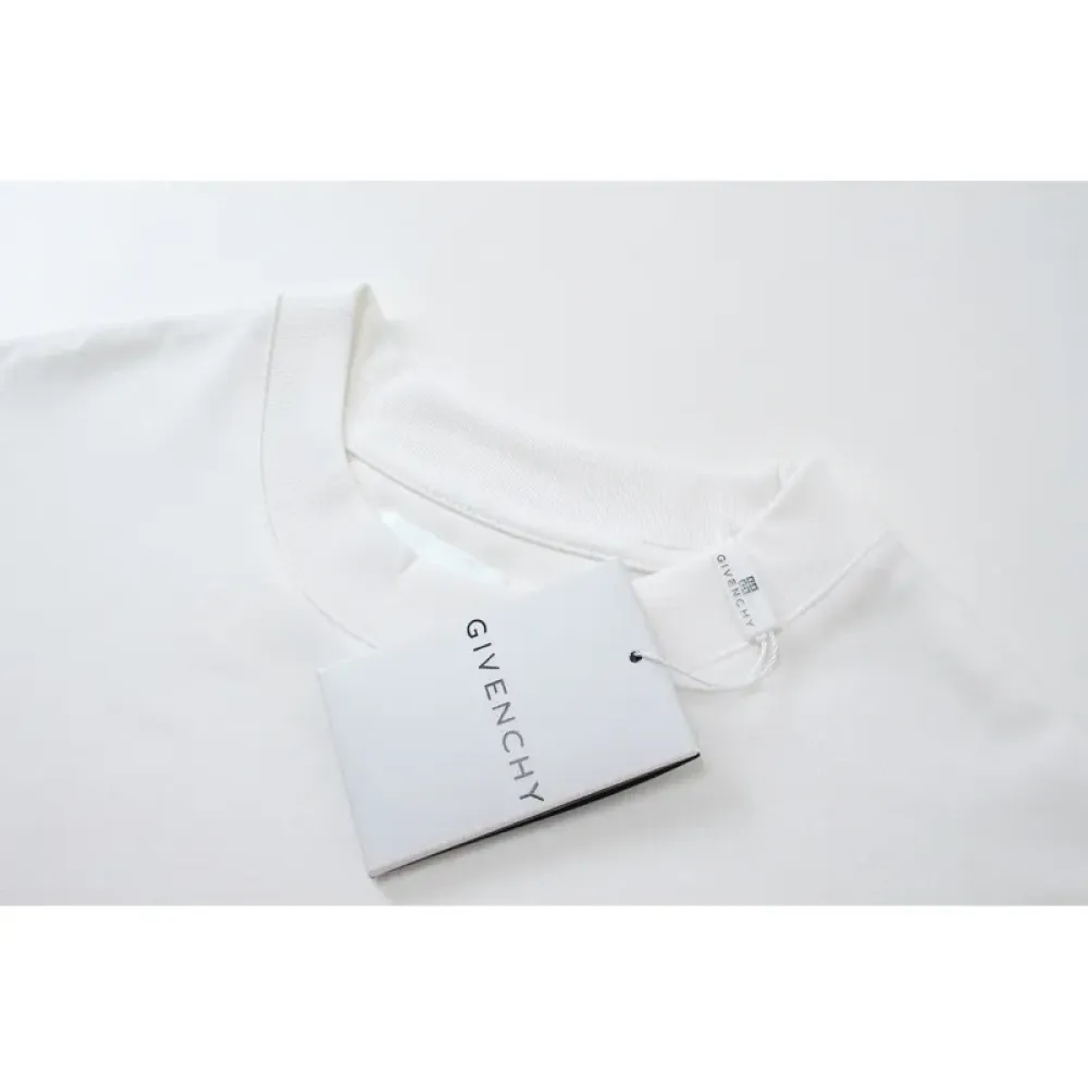 Givenchy Shorts G0314