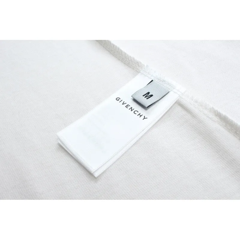 Givenchy Shorts G0314