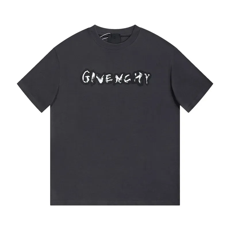 Givenchy Shorts G0317