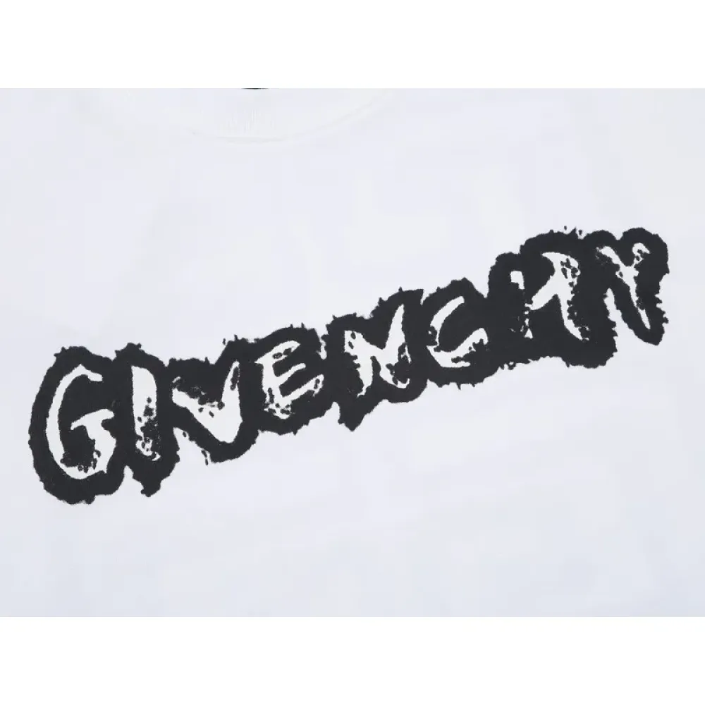 Givenchy Shorts G0318