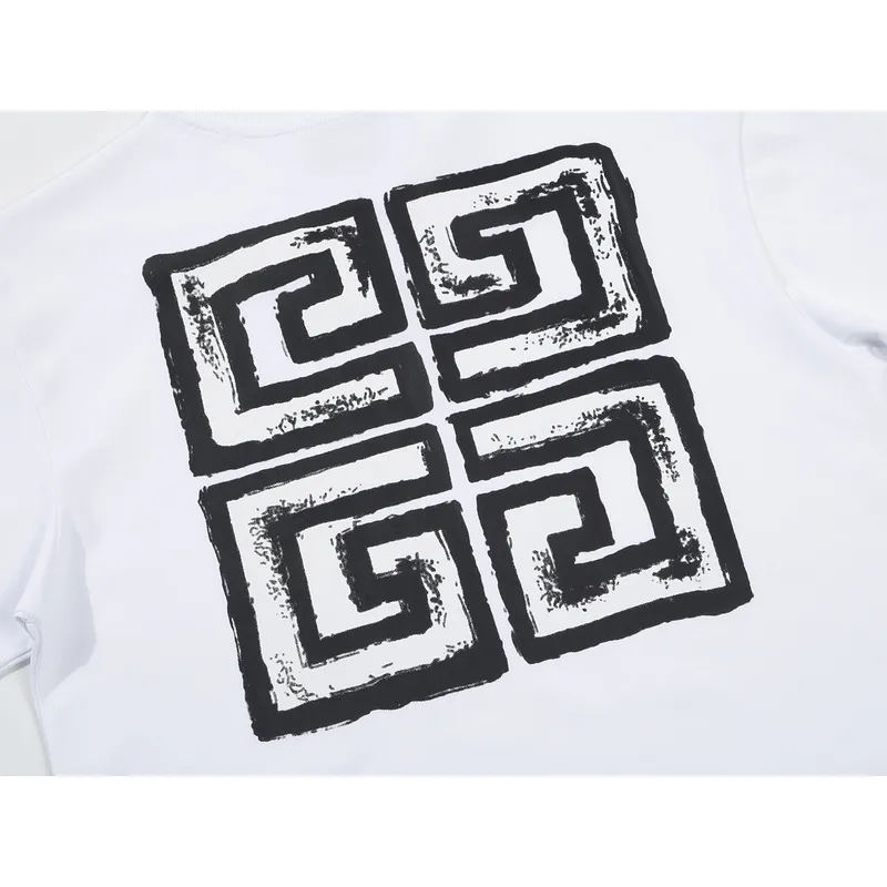 Givenchy Shorts G0318