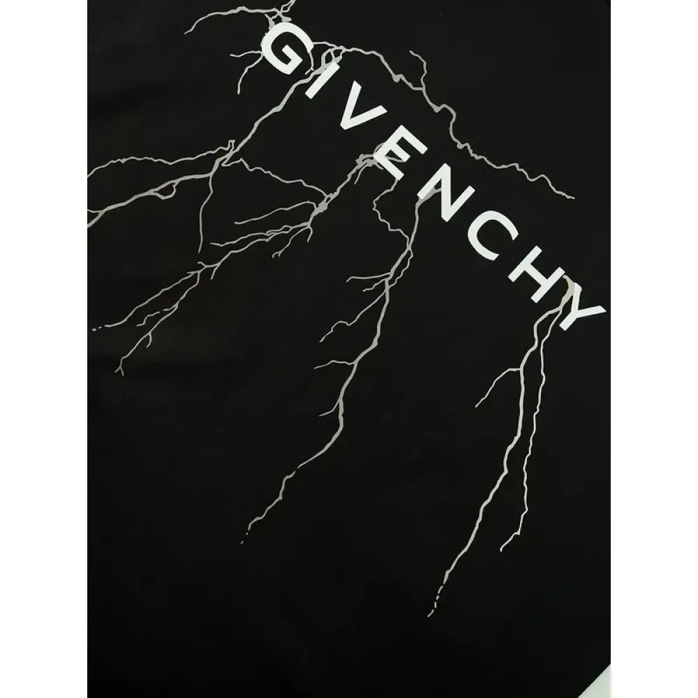 Givenchy Shorts G0320