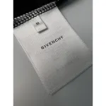 Givenchy Shorts G0320
