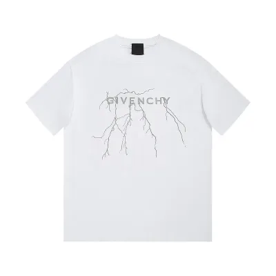 Givenchy Shorts G0321 01