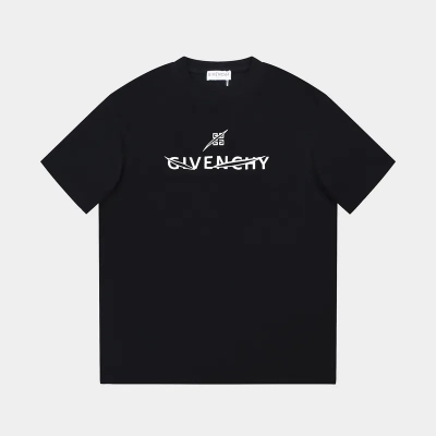 Givenchy Shorts G0323 01