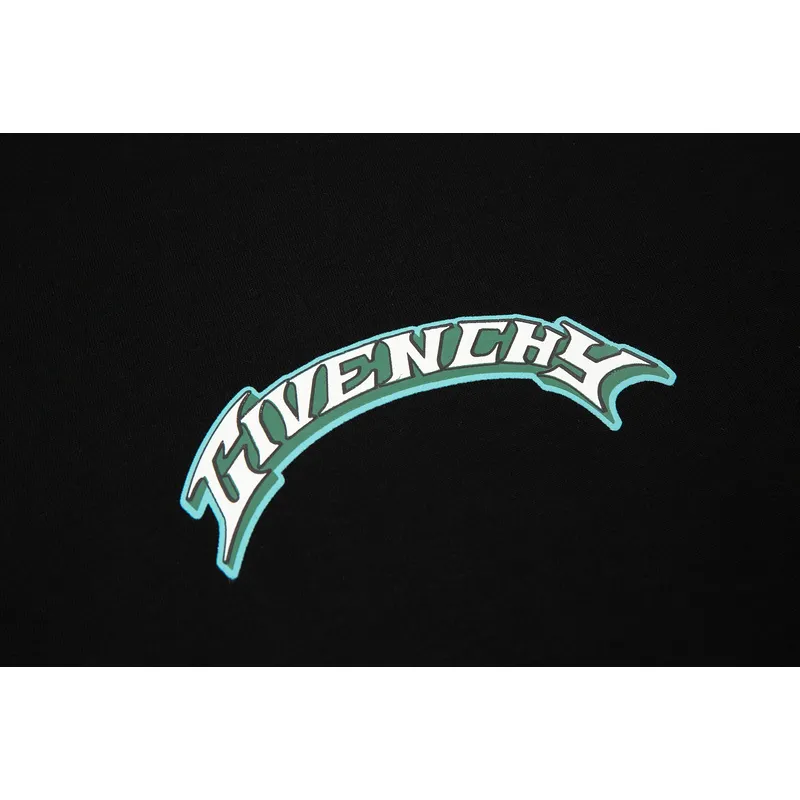 Givenchy Shorts G0331