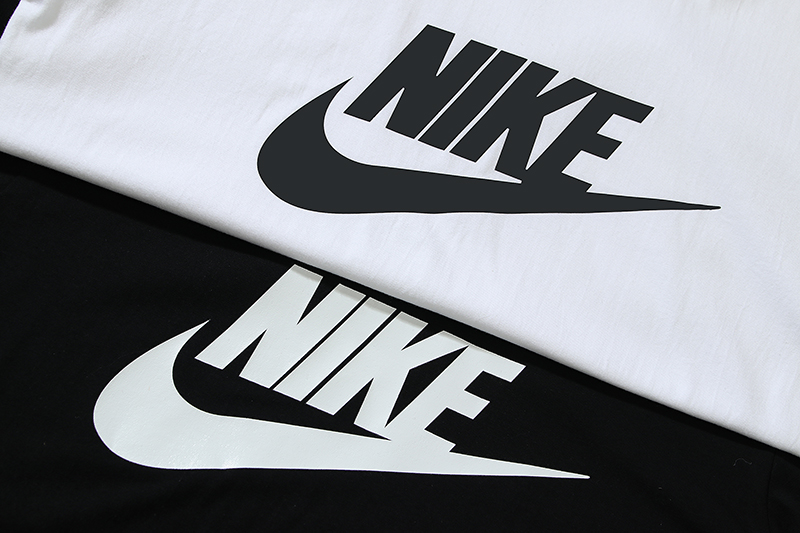 Nike T-Shirt N807346