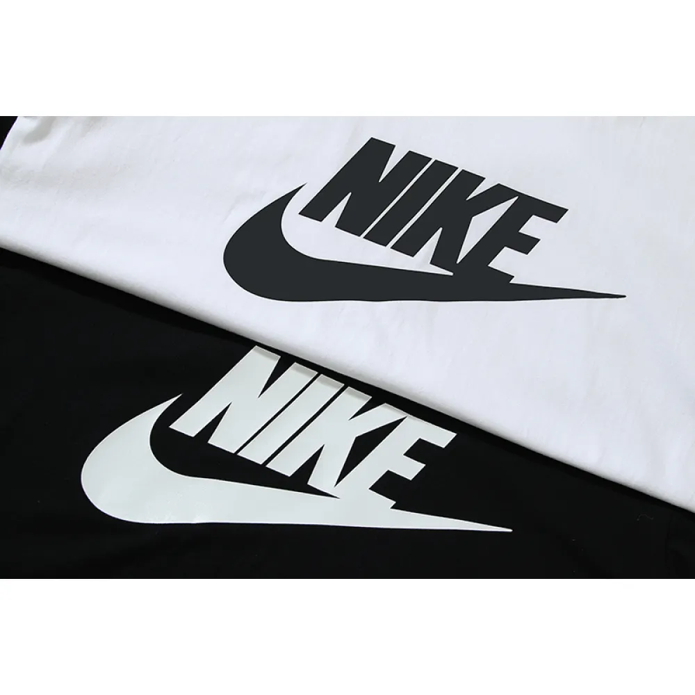 Nike T-Shirt N807346