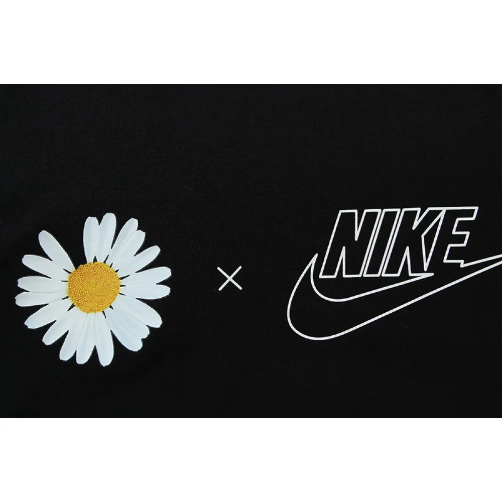 Nike T-Shirt N807383