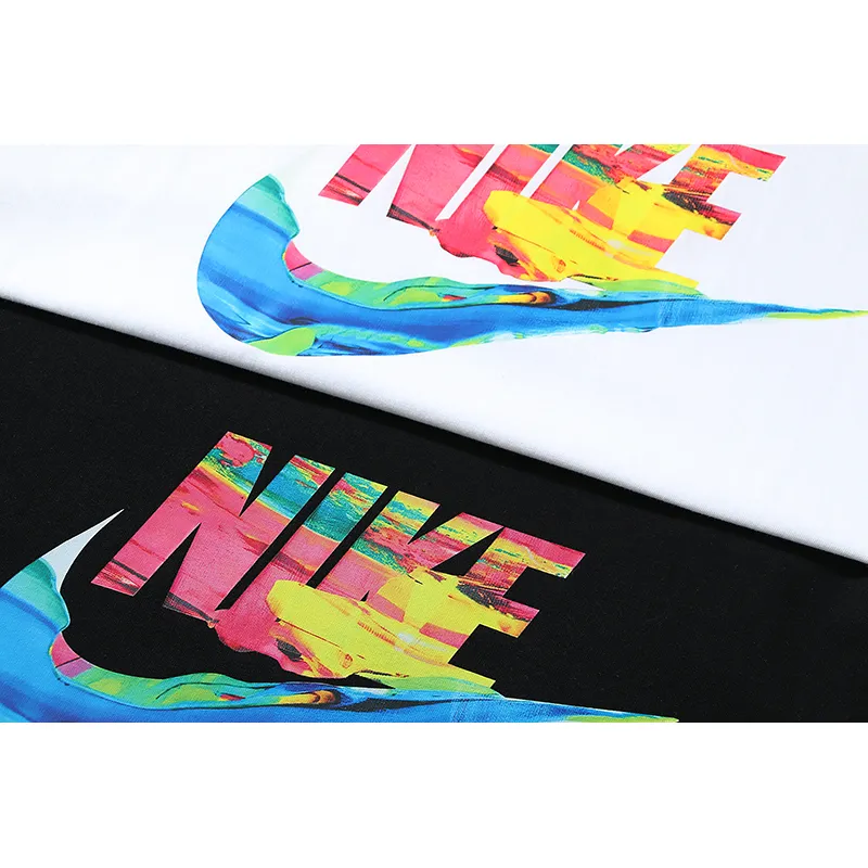 Nike T-Shirt N889809
