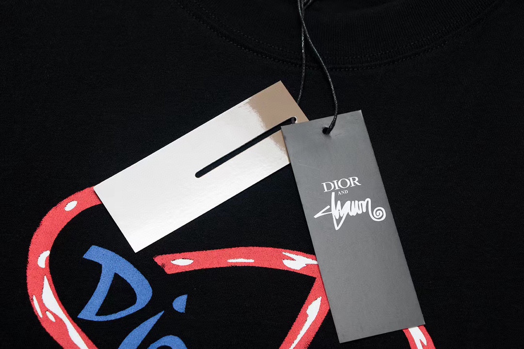  Dior T-Shirt  203701