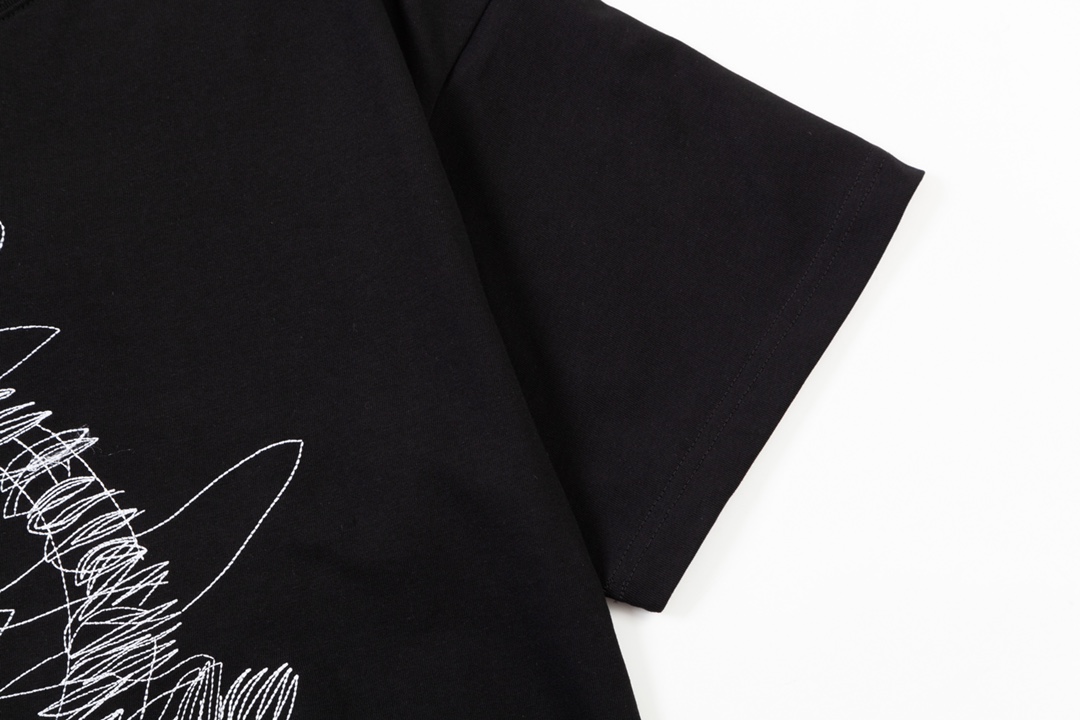 Dior T-Shirt  202542