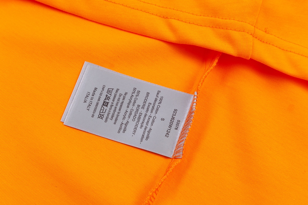 Dior T-Shirt  202590