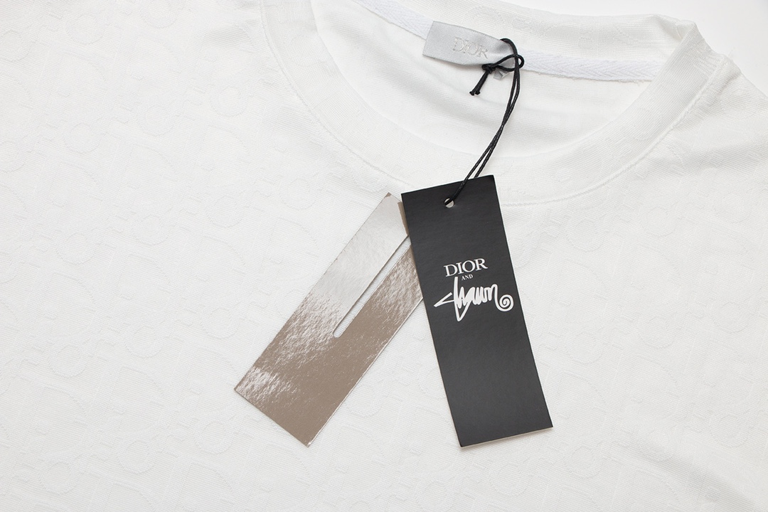 Dior T-Shirt  203703