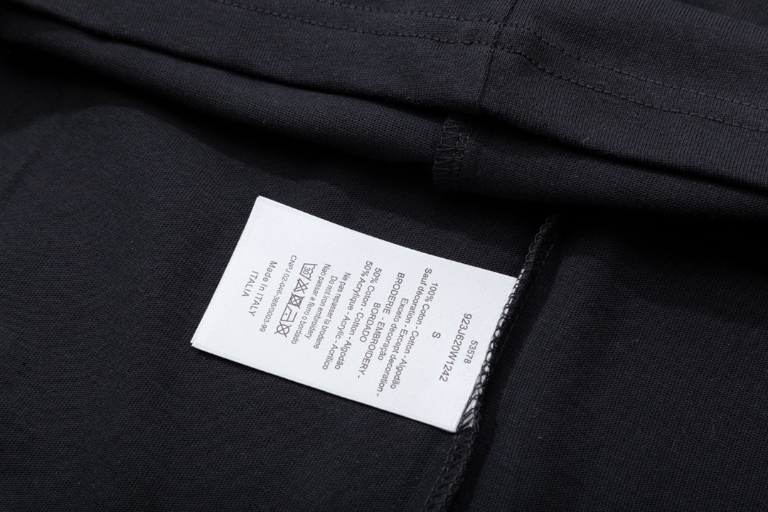 Dior T-Shirt  204927