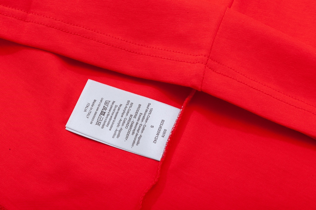 Dior T-Shirt  204929