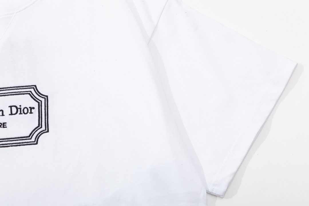 Dior T-Shirt  204932
