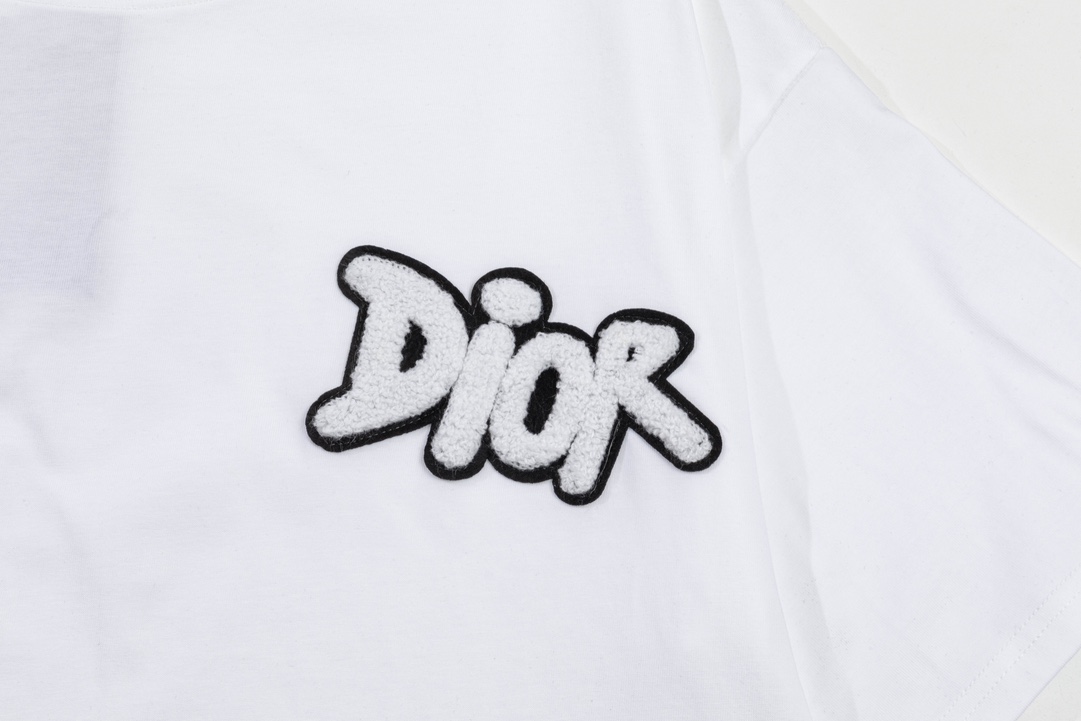 Dior T-Shirt  205607