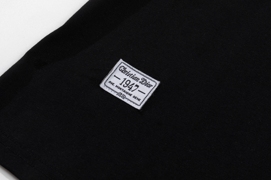 Dior T-Shirt  205608