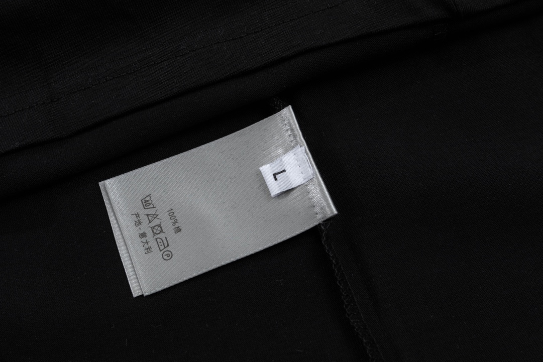 Dior T-Shirt  205608