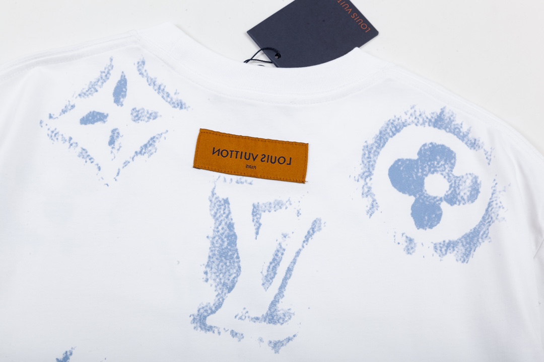 LV T-Shirt  198419