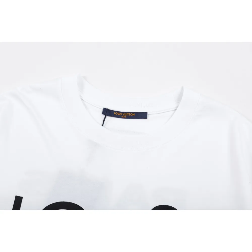 LV T-Shirt  198423
