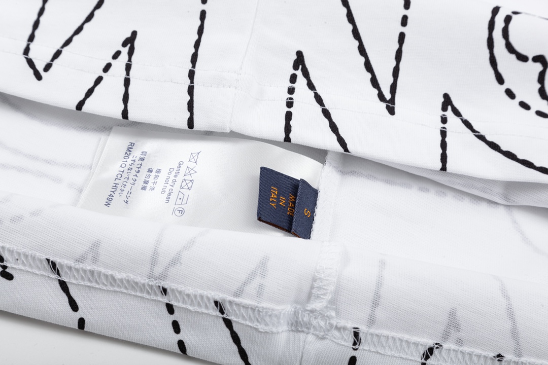 LV T-Shirt  198428