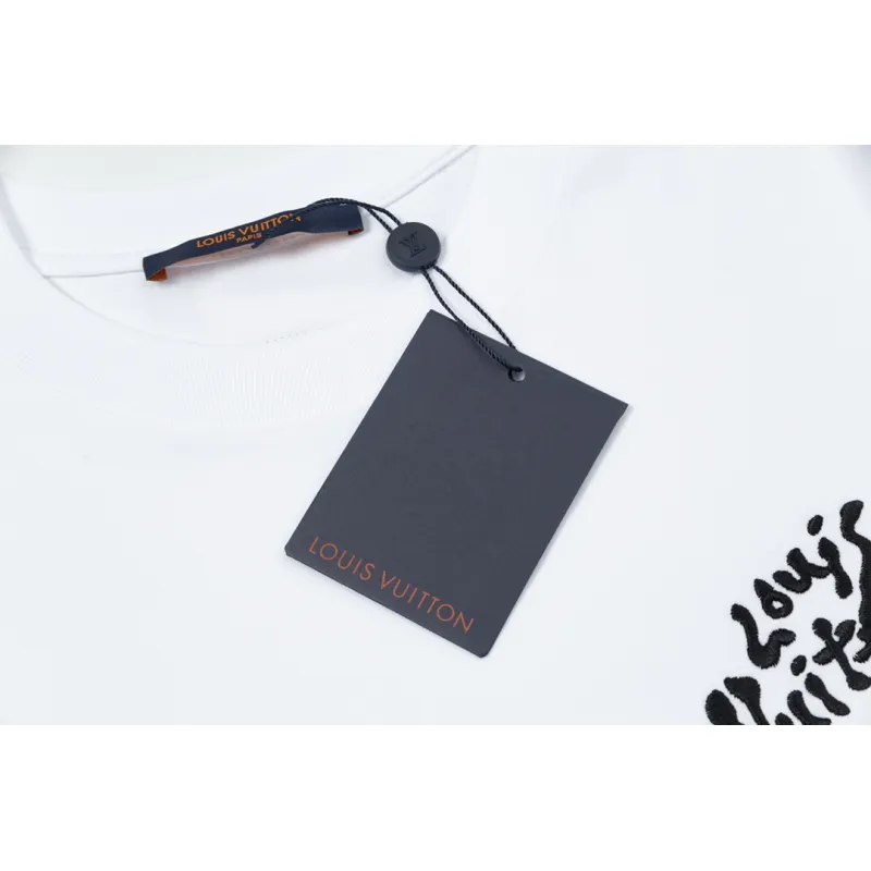 LV T-Shirt  198469