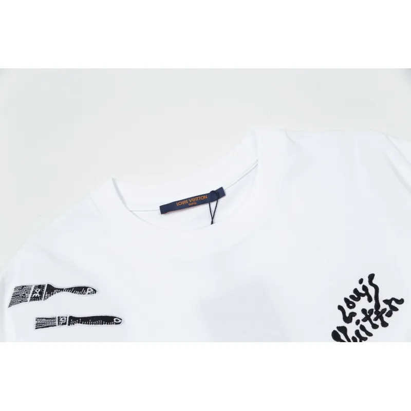 LV T-Shirt  198469