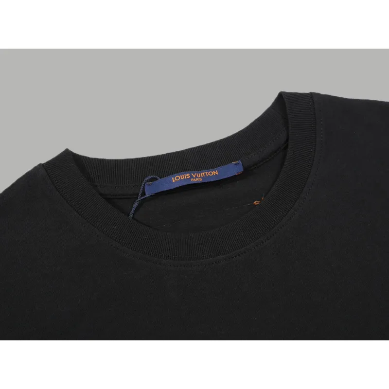 LV T-Shirt  204510