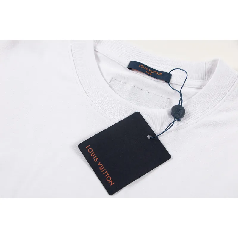 LV T-Shirt  204747
