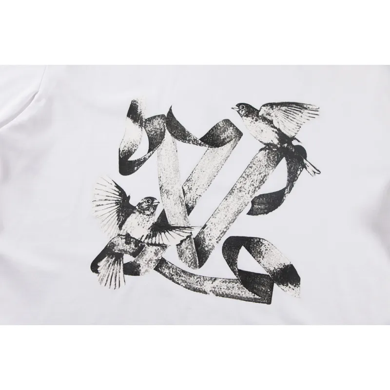 LV T-Shirt  204747
