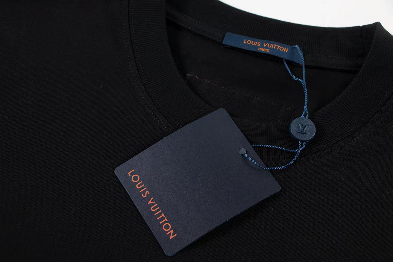 LV T-Shirt  204755
