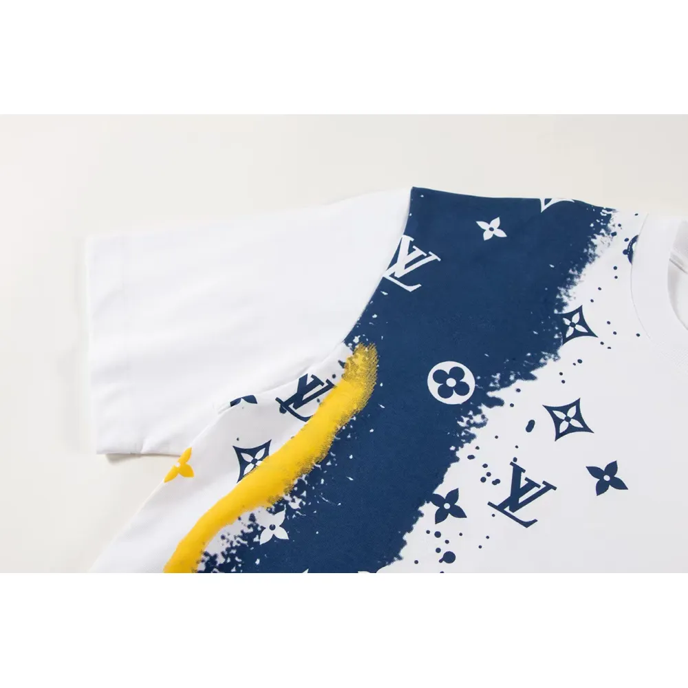 LV T-Shirt  204758