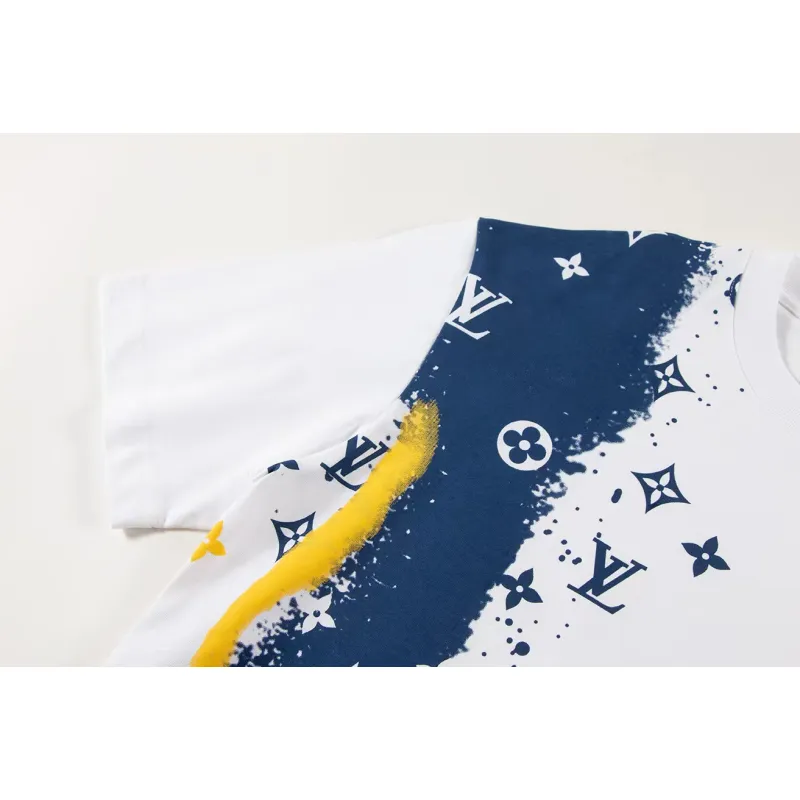 LV T-Shirt  204758