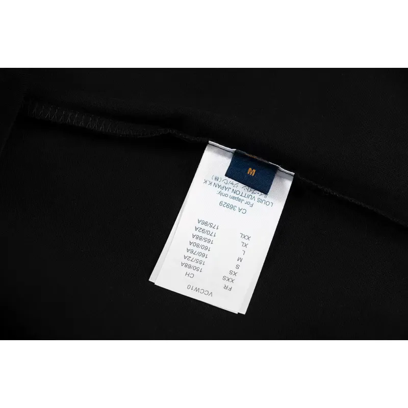 LV T-Shirt  204760