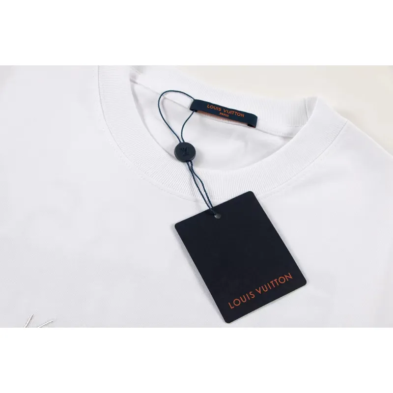 LV T-Shirt  204765