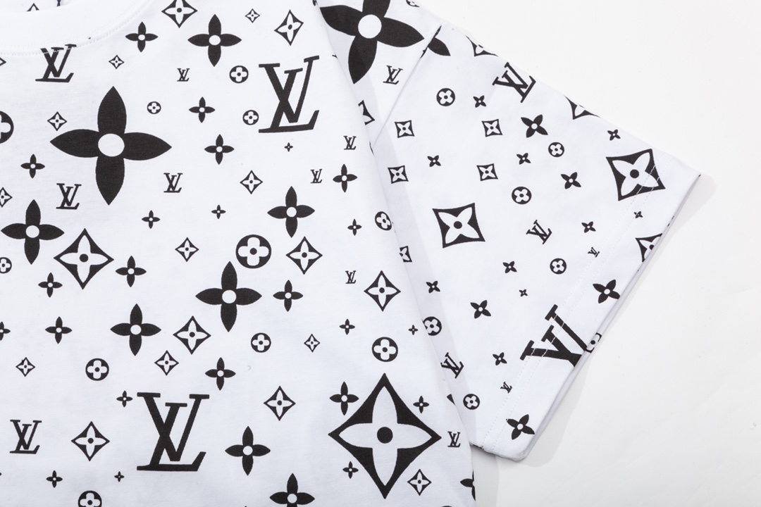 LV T-Shirt  204858