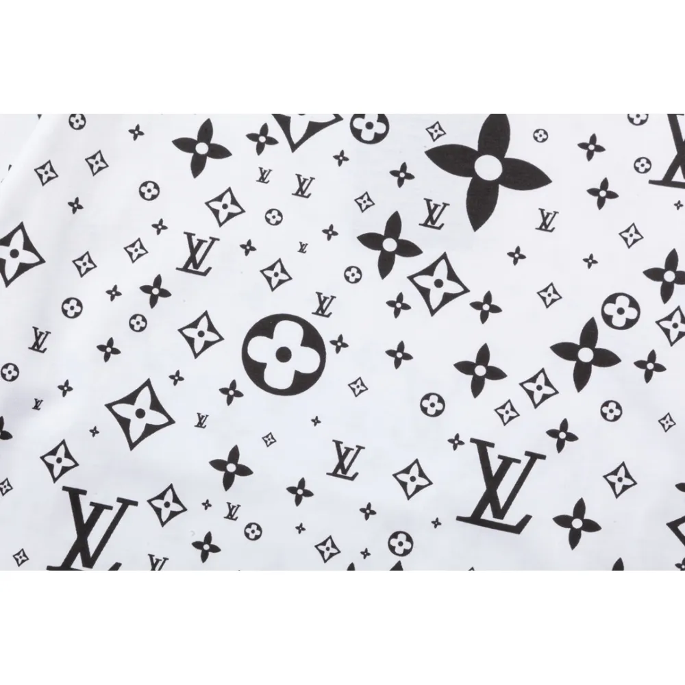 LV T-Shirt  204858