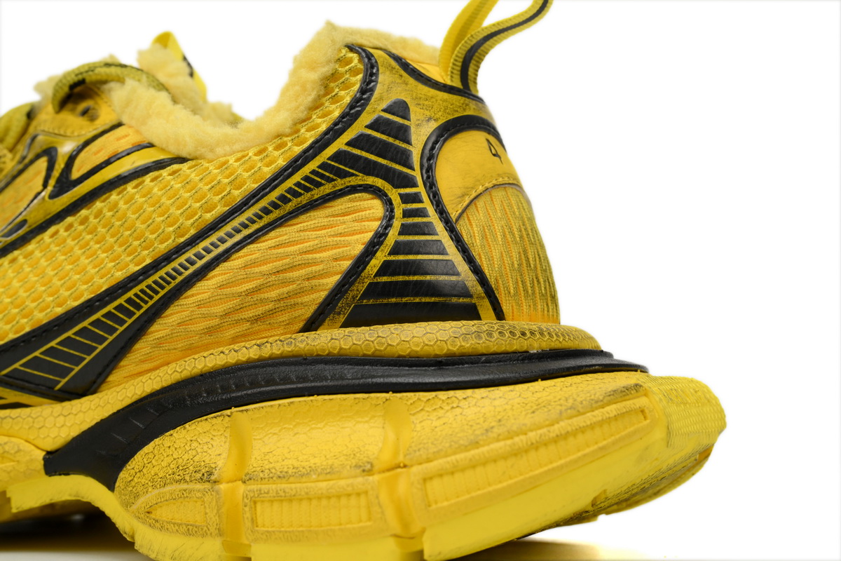 Balenciaga 3XL Sneaker  Yellow Ice Velvet 766034 WSXR2 7010