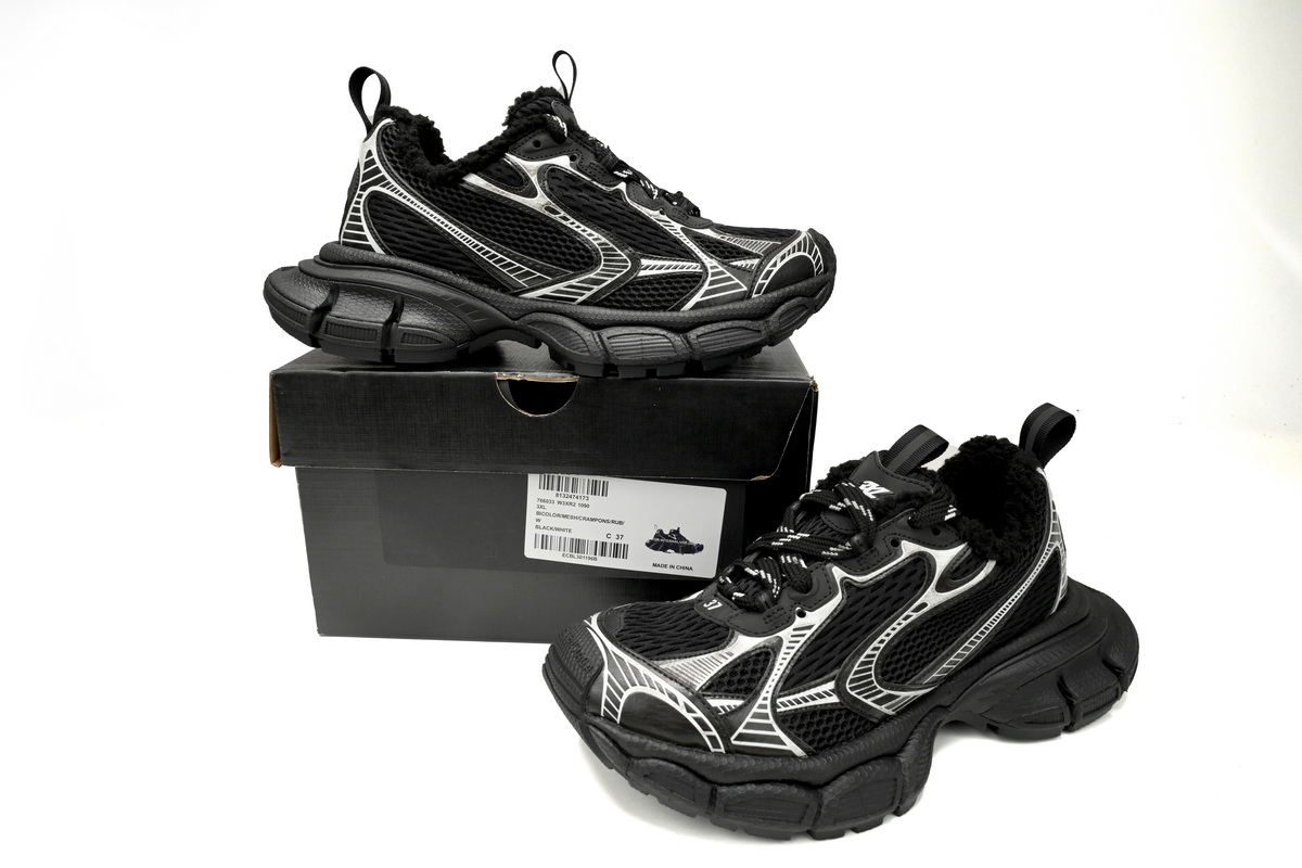 Balenciaga 3XL Sneaker Black And White Ice Velvet   734734 W3XL2 1090