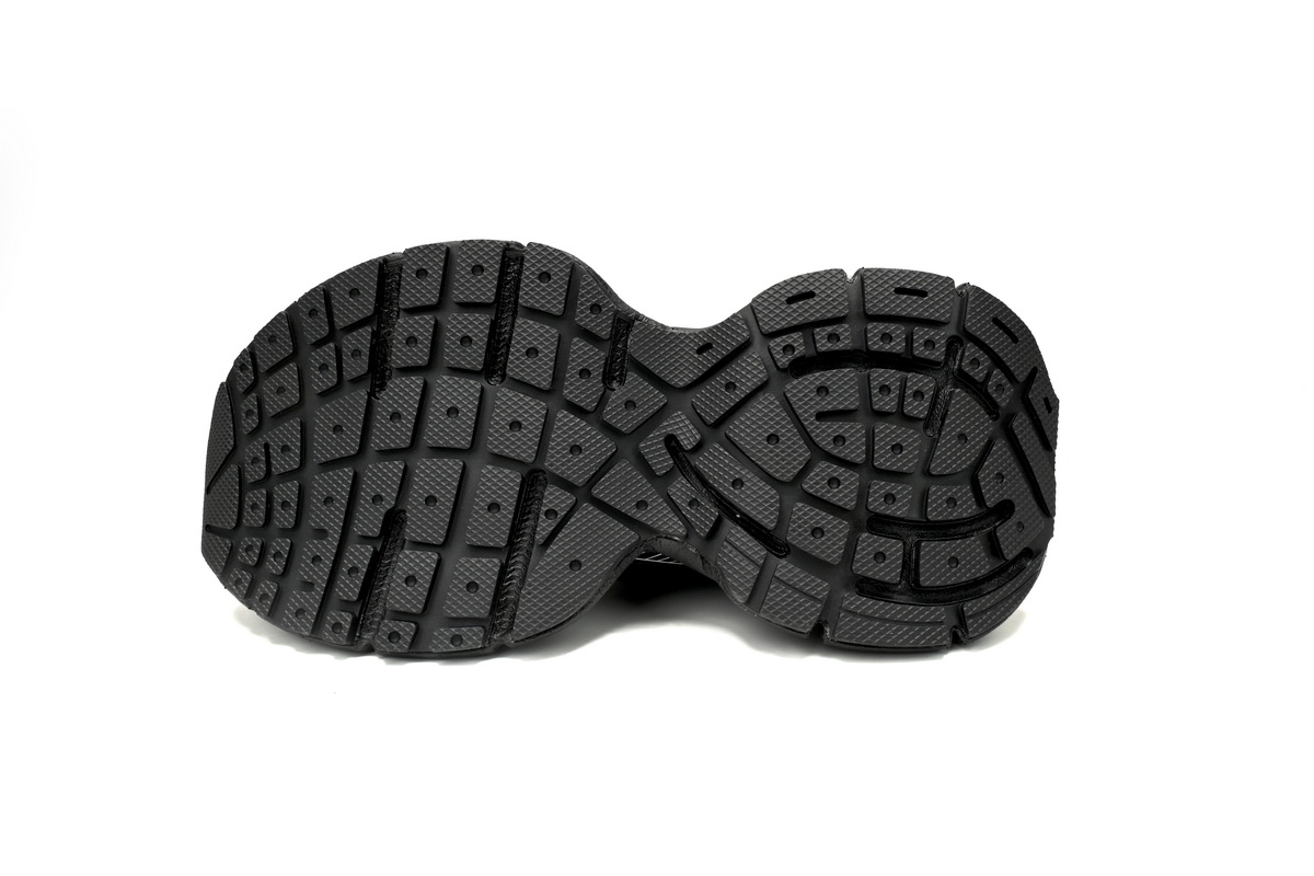 Balenciaga 3XL Sneaker Black And White Ice Velvet   734734 W3XL2 1090