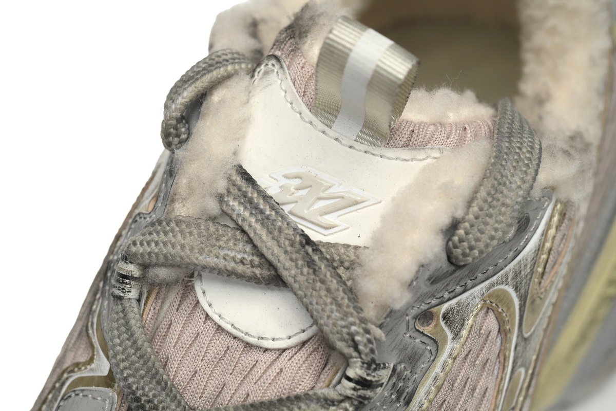 Balenciaga 3XL Sneaker Champagne Ice Velvet 734734 W3XL2 9191 