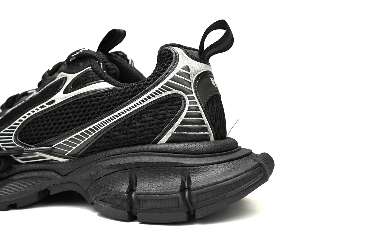 Balenciaga 3XL Sneaker in Black 542228 W2RB8 1090 
