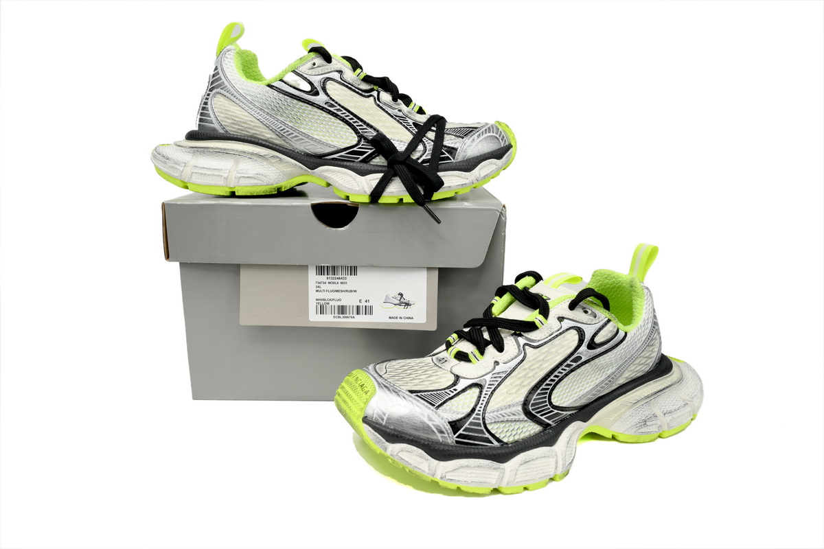 Balenciaga 3XL Sneaker in Black And White Yellow 734734W3XL69031