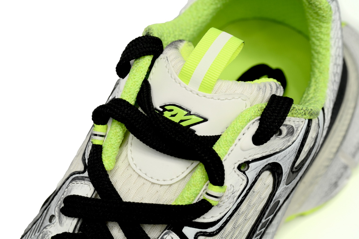 Balenciaga 3XL Sneaker in Black And White Yellow 734734W3XL69031