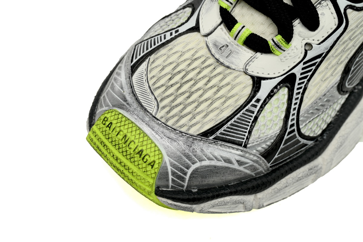 Balenciaga 3XL Sneaker in Black And White Yellow 734734W3XL69031